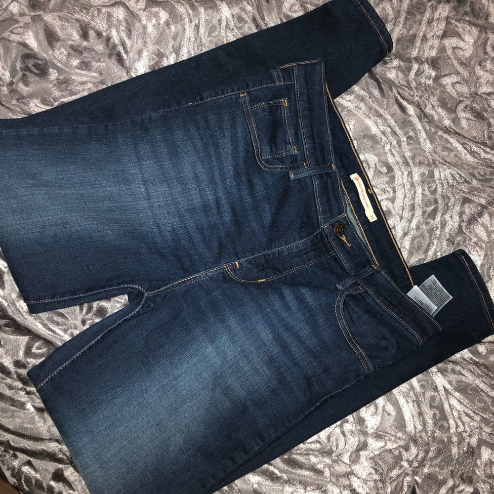 Levi’s - Picture 6 of 6